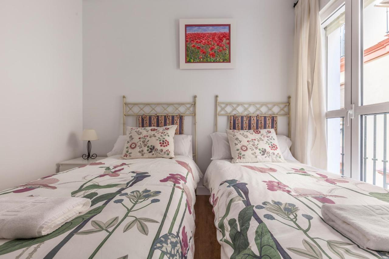 Elegante Con Mucho Encanto En Inmejorable Ubicacion Seville